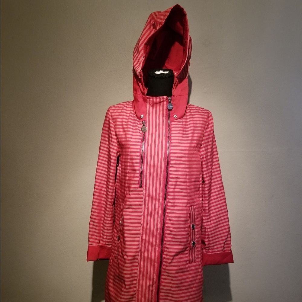 BEAUTIFUL CREENSTONE WINTER COAT VERY NICE SIZE 38 PUR²
